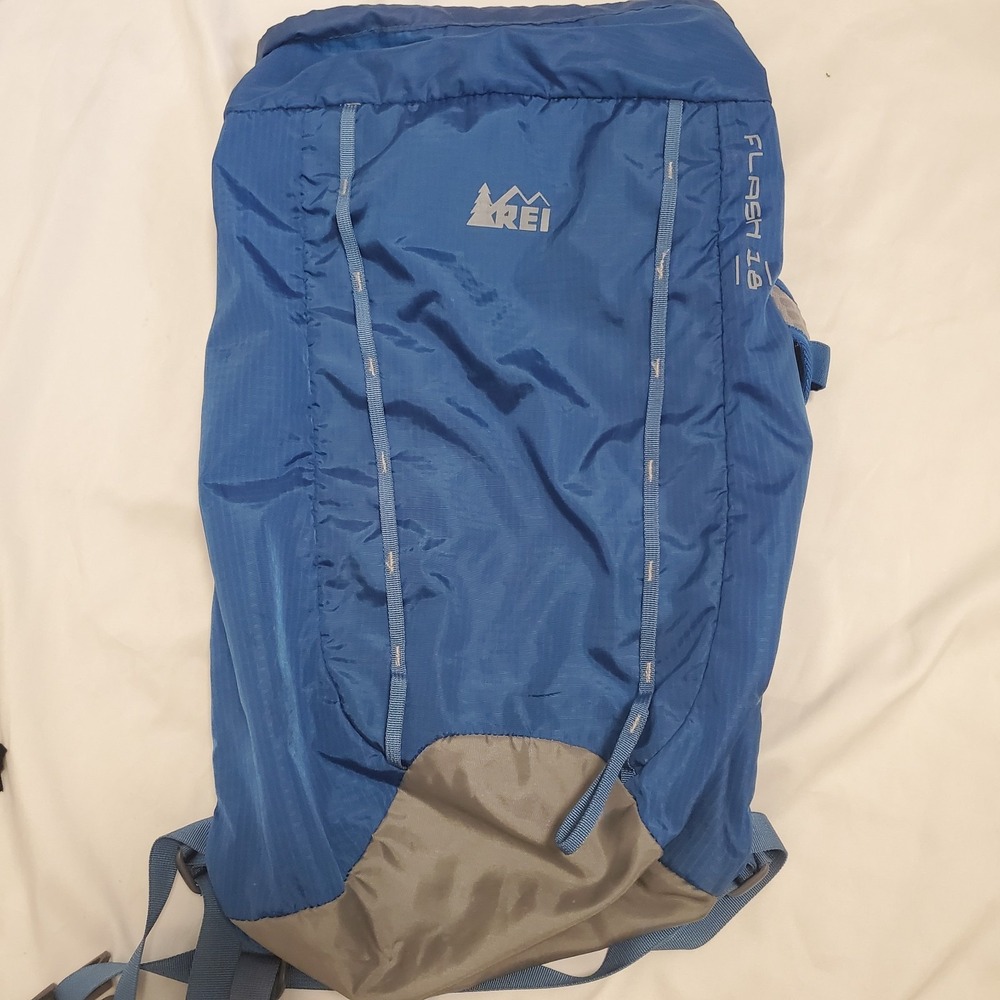 REI Co-op Flash 18 Pack Hiking Backpack Blue Lightweight